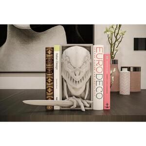 Elden Ring Malenia Book Nook Wall Mount Statue Diorama - 3D Print to Paint